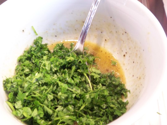 Lauch-, Kartoffel-, Wachteleier-Salat mit Kerbel-Vinaigrette • sacre e ...