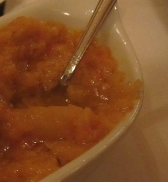 .... mit fruchtig scharfer Sauce